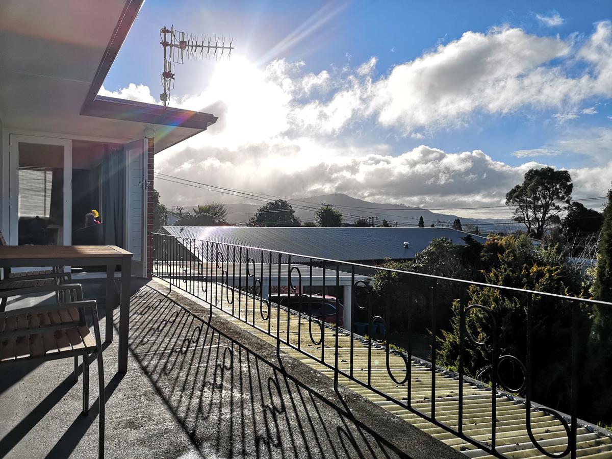Hillside Heaven Quiet And Comfortable Rotorua Exterior photo